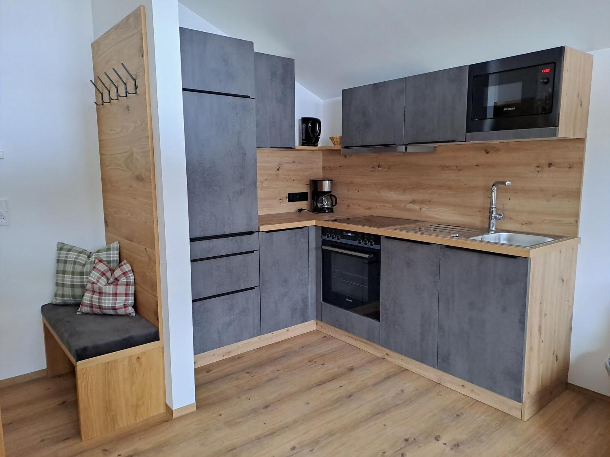 Zimmer & Appartements Schwarzenbacher Sonja & Konrad クライナル エクステリア 写真